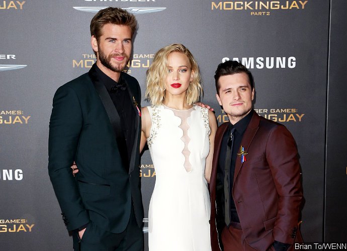 'The Hunger Games: Mockingjay, Part 2' Cast Pays Tribute to France at the L.A. Premiere